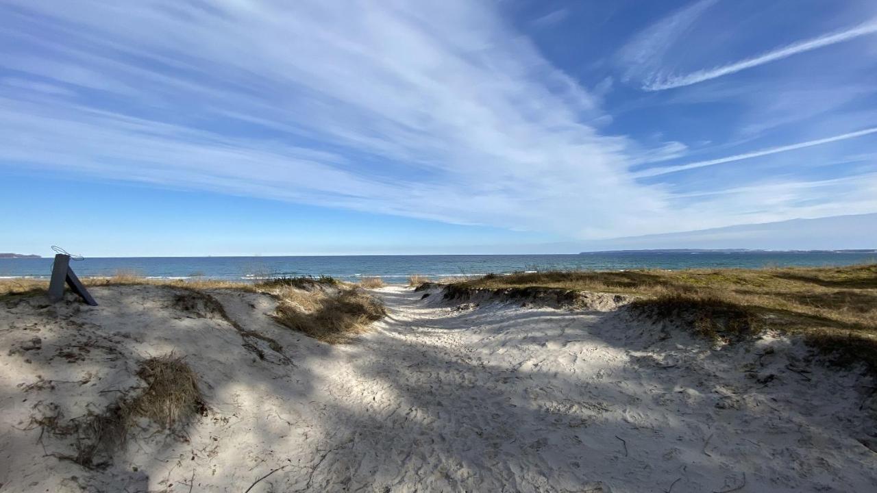 Ferienwohnung In Ruhiger Lage Und Mit Balkon - Ferienhaus Solamar Fewo Og Breege Exteriér fotografie